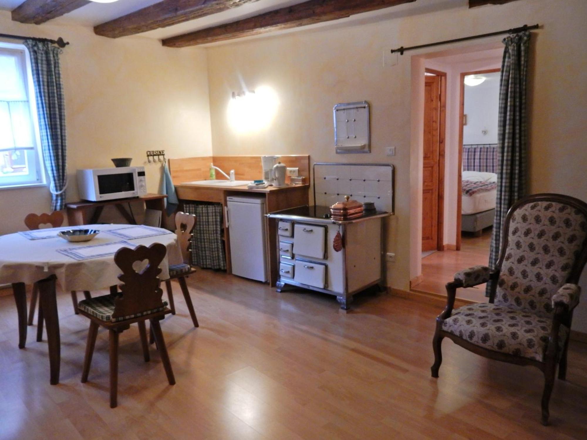 An Apartment In A 17Th Century Wine Grower S House Риквир Екстериор снимка