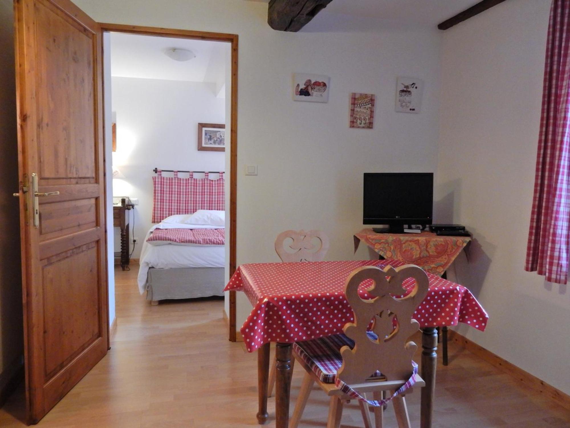 An Apartment In A 17Th Century Wine Grower S House Риквир Екстериор снимка