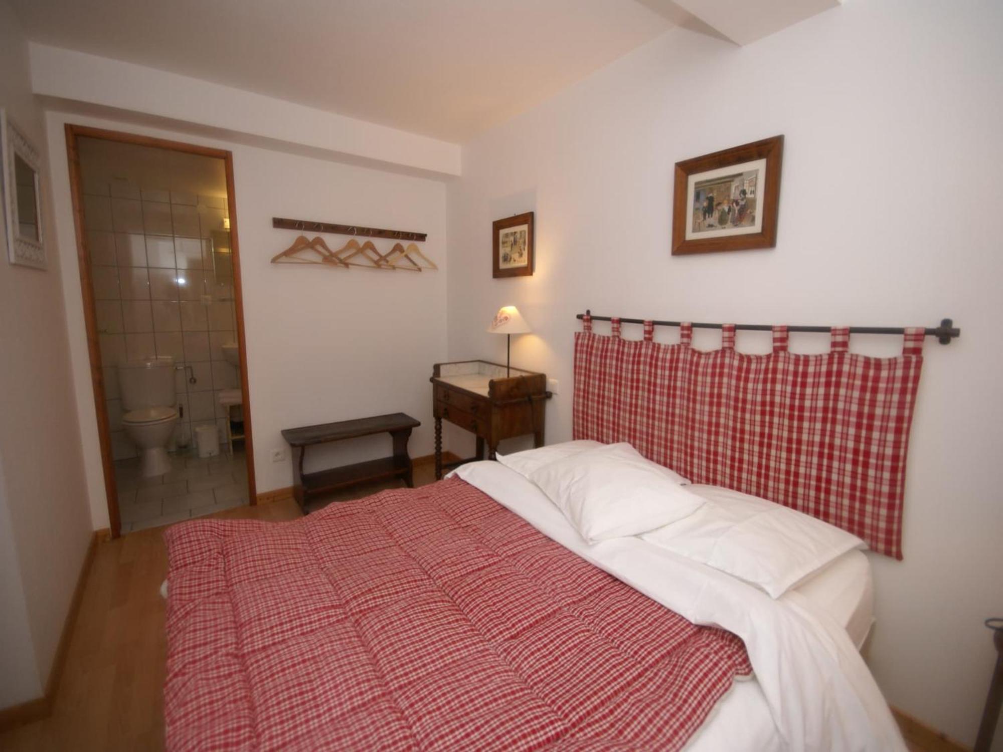 An Apartment In A 17Th Century Wine Grower S House Риквир Екстериор снимка